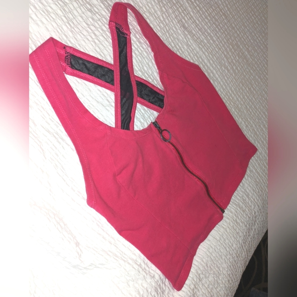 Last chance! Hot Pink Crop Top Full Silver Zipper Front Mesh Panels Sport Bra